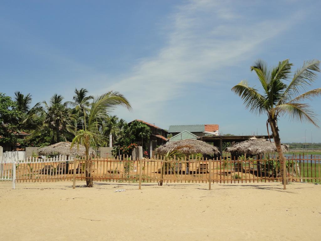 Yoho Hotel Arugambay Beach Inn Arugam Bay Bagian luar foto