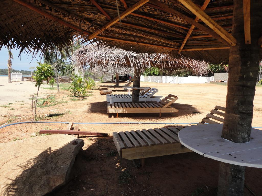 Yoho Hotel Arugambay Beach Inn Arugam Bay Bagian luar foto