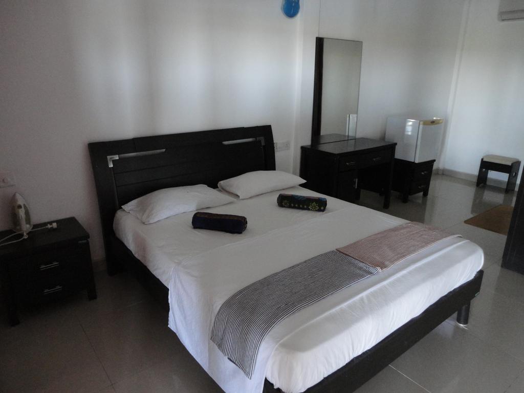 Yoho Hotel Arugambay Beach Inn Arugam Bay Ruang foto