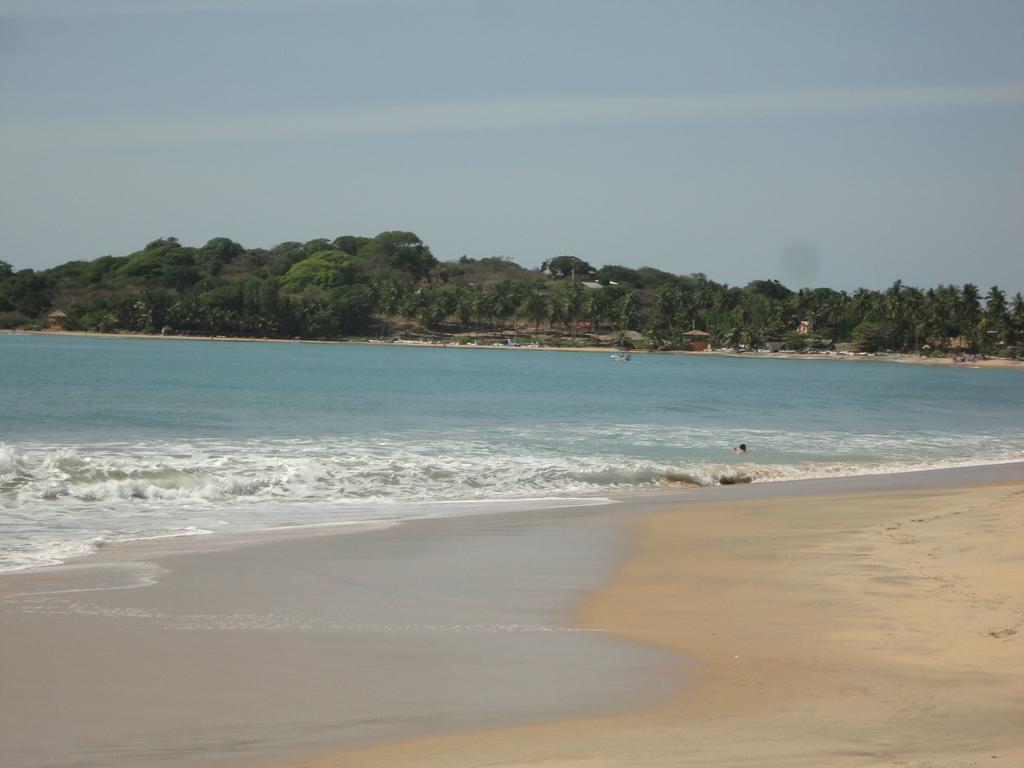 Yoho Hotel Arugambay Beach Inn Arugam Bay Bagian luar foto